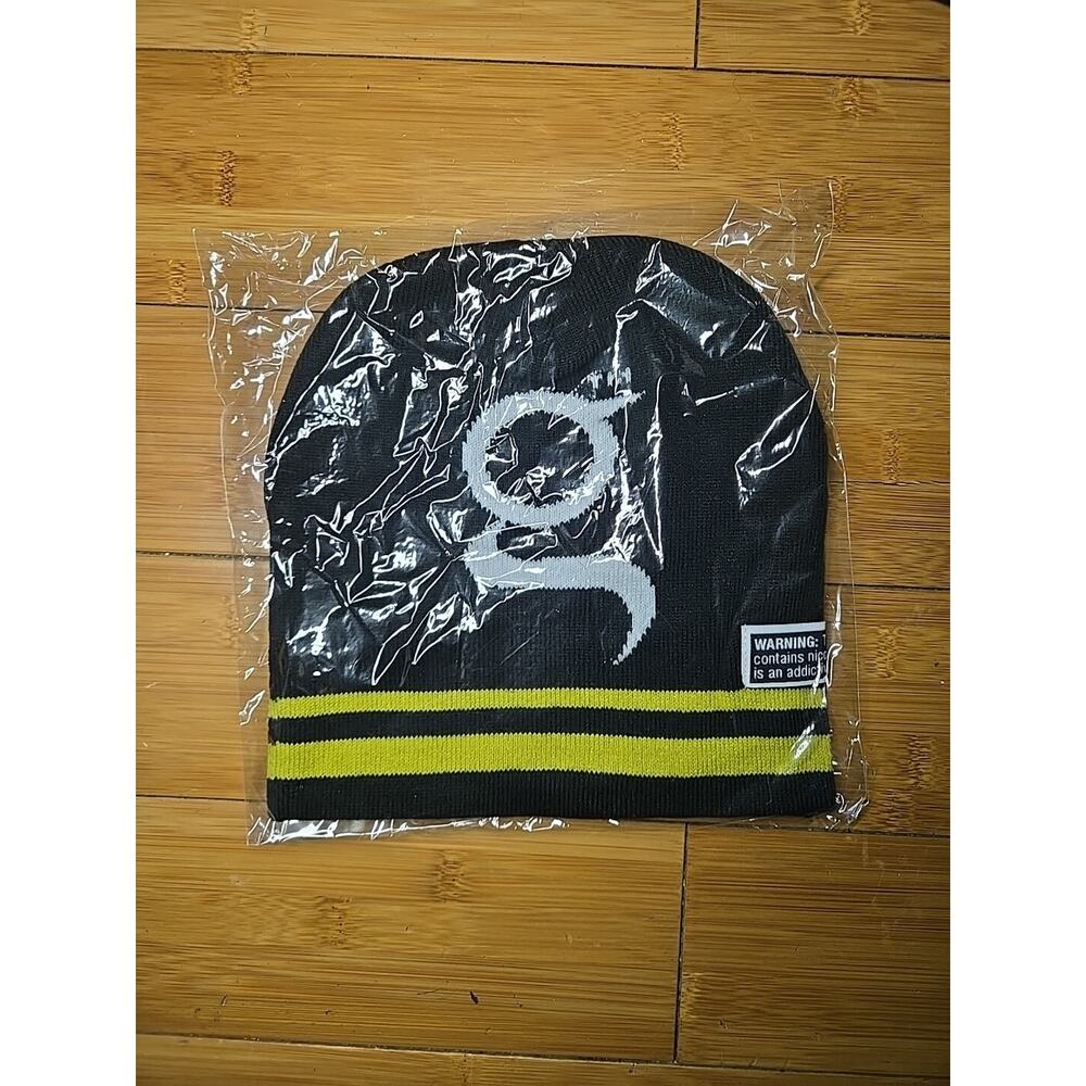 Game Cigars Jacquard Woven Beanie Warm Winter Hat Black & Gold Knit Cap Unisex